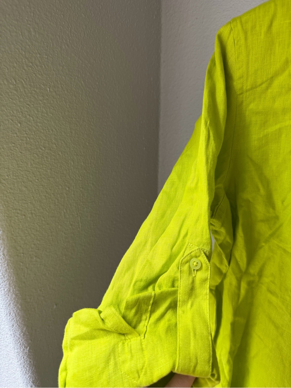 Lauren Ralph Lauren Women's Point Collar Button Placket Shirt Lime Green - Picture 9 of 11